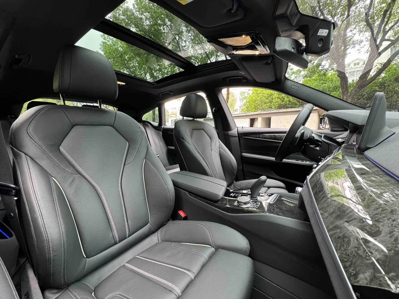 BMW 6 Series GT 2022 630i M Sports suit interior photo 16