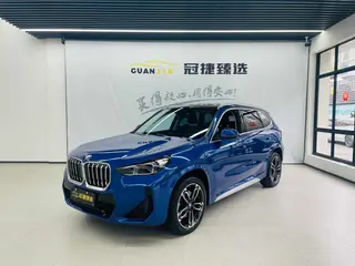BMW X1 2023 sDrive25Li M Спортивный костюм