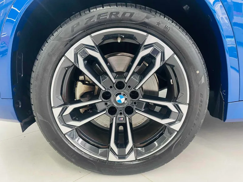 BMW X1 2023 sDrive25Li M Sports suit exterior photo 3