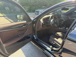BMW 5 Series 2022 Segundo cambio 535Le M Conjunto deportivo exterior foto 6