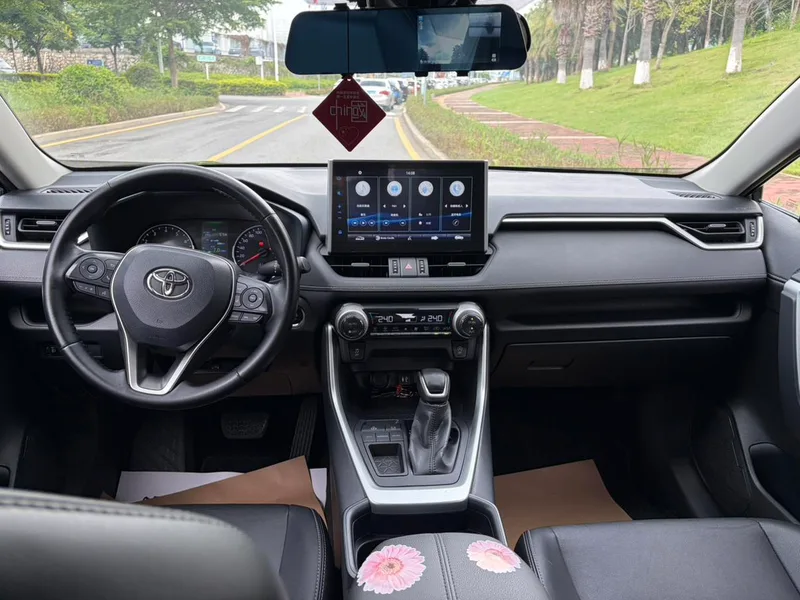 Toyota Wildlander 2022 2.0L Versión de lujo de tracción en dos ruedas interior foto 11