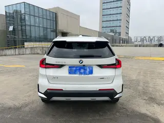 BMW X1 2023 sDrive20Li X Traje de diseño interior foto 14 BMW X1 2023 sDrive20Li X Traje de diseño interior foto 14