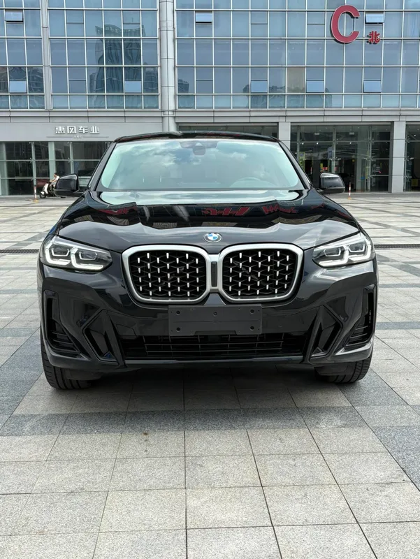 BMW X4 2022 xDrive 25i M Sports suit exterior photo 3 BMW X4 2022 xDrive 25i M Sports suit exterior photo 3
