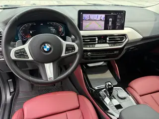 BMW X4 2022 xDrive 25i M Sports suit interior photo 7 BMW X4 2022 xDrive 25i M Sports suit interior photo 7