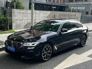 BMW 5 Series 2023 Restyling 530Li Leading Type M Sports suit