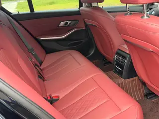 BMW 3 Series 2023 320i M Sports suit interior photo 14 BMW 3 Series 2023 320i M Sports suit interior photo 14