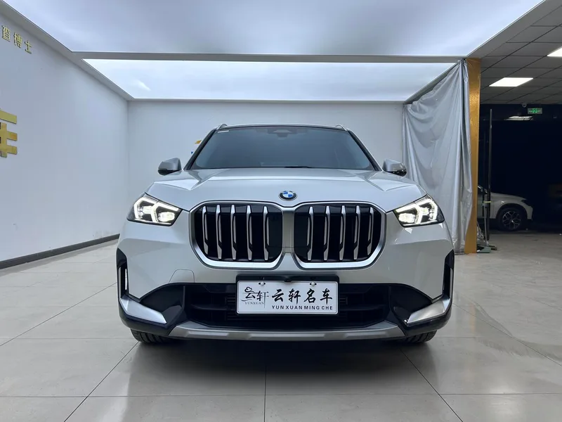 BMW X1 2023 sDrive25Li X Design Suit exterior photo 2