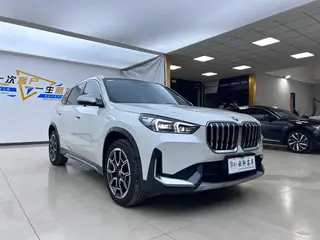 BMW X1 2023 sDrive25Li X Design Suit exterior photo 3