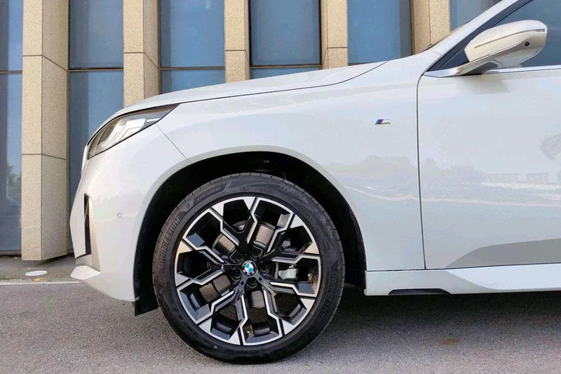BMW X3 2025 xDrive30L Leading Type M Sports suit exterior photo 6 BMW X3 2025 xDrive30L Leading Type M Sports suit exterior photo 6