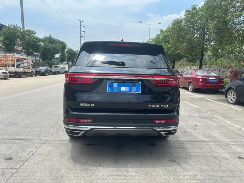 Jetour X90 2022 Zilong 2.0T DCT Changsheng Edition 7 Siège extérieur photo 5 Jetour X90 2022 Zilong 2.0T DCT Changsheng Edition 7 Siège extérieur photo 5