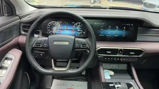Jetour X90 PLUS 2023 1.6TD DCT Single-level floor interior photo 10 Jetour X90 PLUS 2023 1.6TD DCT Single-level floor interior photo 10