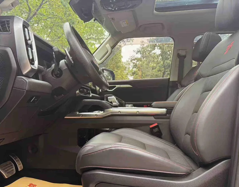 Jetour T2 2024 2.0TD Four-wheel drive Time travel PRO Entertainment Edition interior photo 10 Jetour T2 2024 2.0TD Four-wheel drive Time travel PRO Entertainment Edition interior photo 10