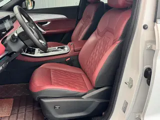 Jetour X70 PLUS 2023 1.5T DCT Brave PLUS 5 Siège intérieur photo 11 Jetour X70 PLUS 2023 1.5T DCT Brave PLUS 5 Siège intérieur photo 11