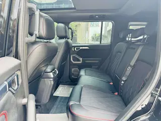 Jetour T2 2026 2.0TD XWD Discover interior foto 12 Jetour T2 2026 2.0TD XWD Discover interior foto 12