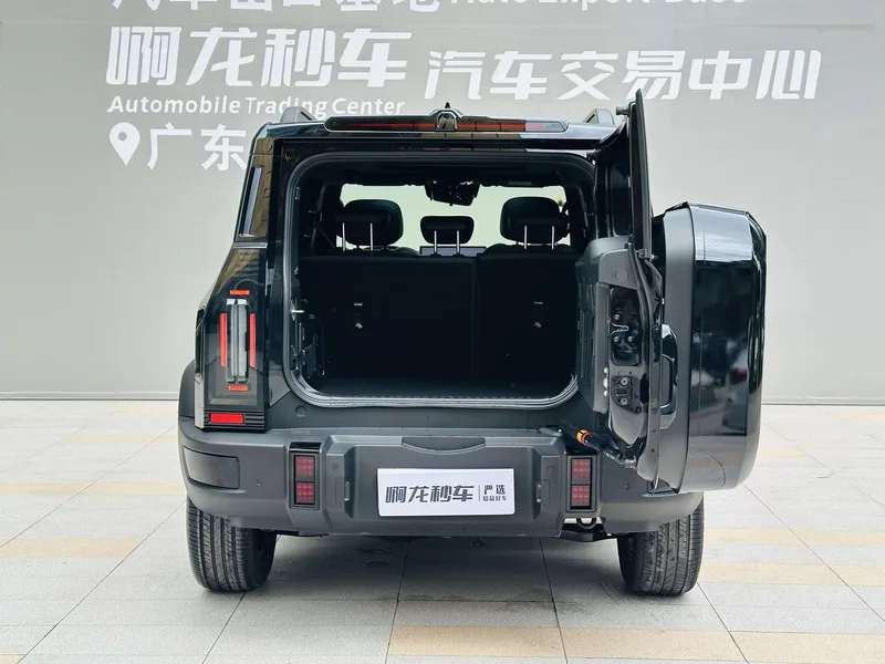 Jetour T2 2026 2.0TD XWD Discover interior foto 16 Jetour T2 2026 2.0TD XWD Discover interior foto 16