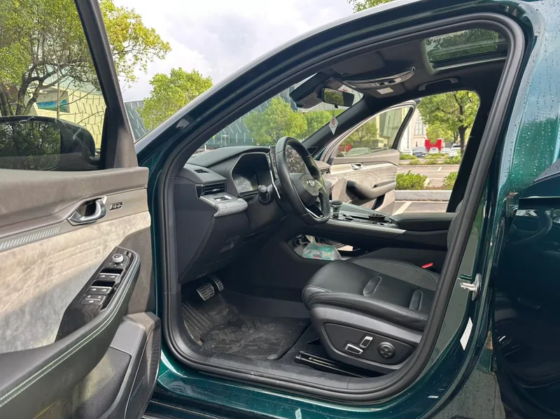Geely Preface 2023 2.0T Only this turquoise version exterior photo 7