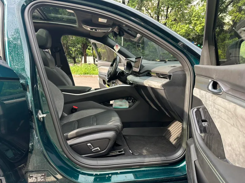 Geely Preface 2023 2.0T Only this turquoise version exterior photo 10