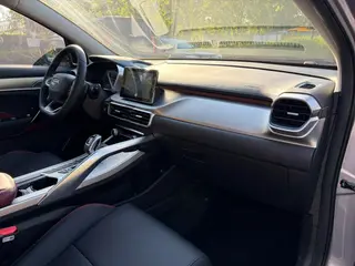 Geely Coolray 2021 240T DCT Platinum Edition interior photo 9 Geely Coolray 2021 240T DCT Platinum Edition interior photo 9