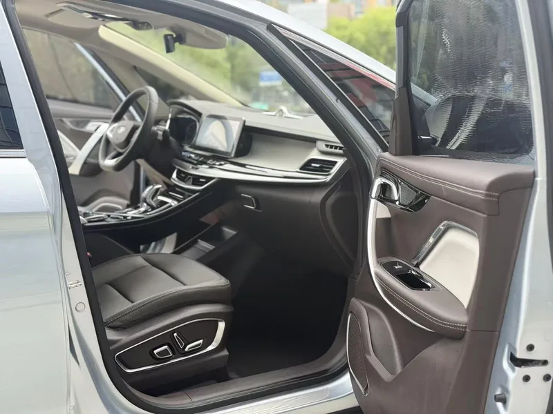 Geely Automobile Jiaji 2021 ePro 1.5TD Premium Class interior photo 6 Geely Automobile Jiaji 2021 ePro 1.5TD Premium Class interior photo 6