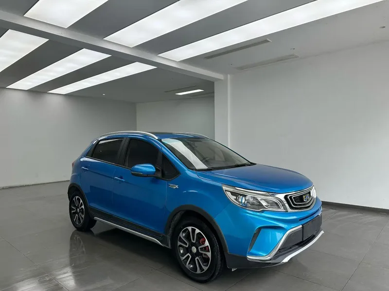 Geely Vision X3 2017 1.5L Tipo de lujo automático exterior foto 3 Geely Vision X3 2017 1.5L Tipo de lujo automático exterior foto 3