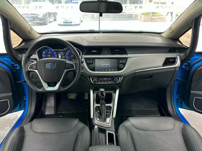 Geely Vision X3 2017 1.5L Tipo de lujo automático exterior foto 5 Geely Vision X3 2017 1.5L Tipo de lujo automático exterior foto 5
