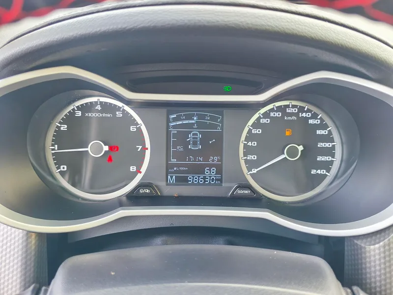Geely Emgrand GS 2016 Elegant Edition 1.8L Manual collar type interior photo 16