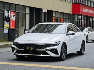 Hyundai Elantra 2023 1.5L CVT GLX Version d'élite
