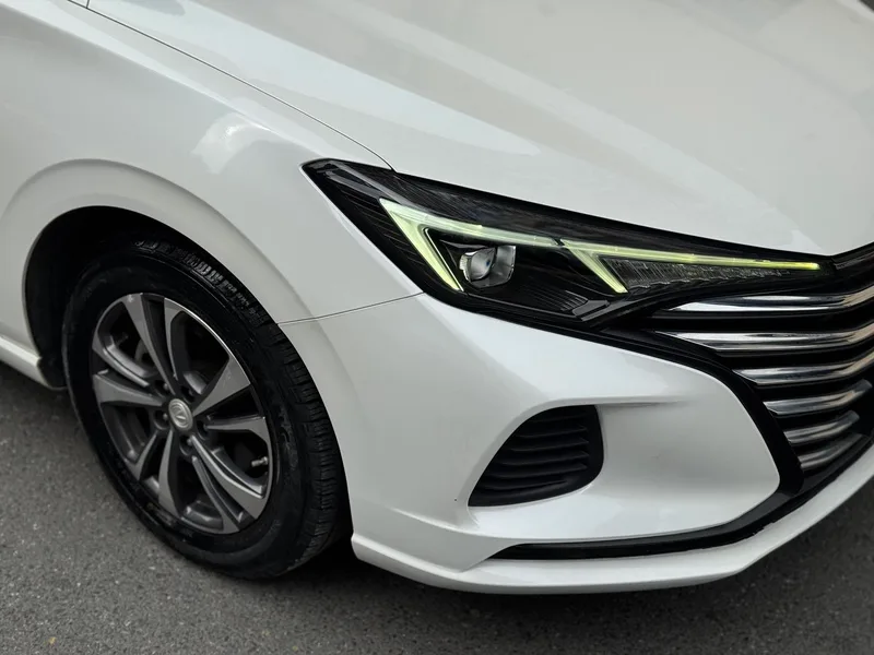 Changan Eado 2021 PLUS 1.6L GDI CVT Elite-type exterior photo 4 Changan Eado 2021 PLUS 1.6L GDI CVT Elite-type exterior photo 4