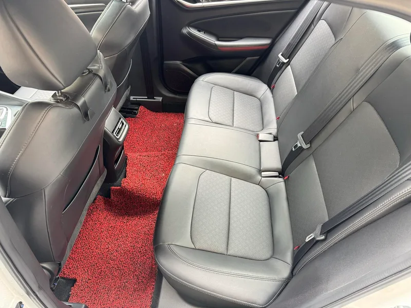 Changan Eado 2021 PLUS 1.6L GDI CVT Elite-type exterior photo 8 Changan Eado 2021 PLUS 1.6L GDI CVT Elite-type exterior photo 8