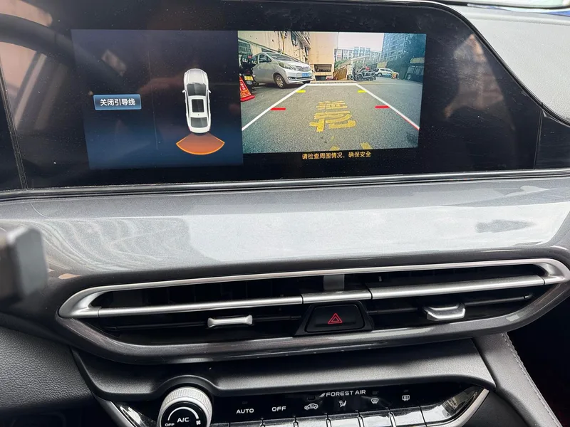 Changan Eado 2021 PLUS 1.6L GDI CVT Elite-type interior photo 12 Changan Eado 2021 PLUS 1.6L GDI CVT Elite-type interior photo 12