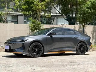 Changan UNI-V 2025 Third generation 1.5T 500Bar Luxury sports-style