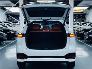 Changan CS75 PLUS 2026 Четвертое поколение 1.5T Новый синий кит интерьер фото 11 Changan CS75 PLUS 2026 Четвертое поколение 1.5T Новый синий кит интерьер фото 11