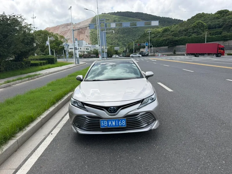 Toyota Camry 2021 Dual Power 2.5HG Luxury Edition exterior photo 3 Toyota Camry 2021 Dual Power 2.5HG Luxury Edition exterior photo 3