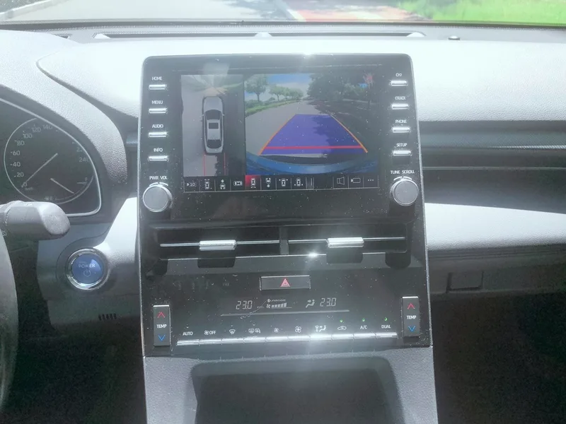 Toyota Avalon 2019 Dual Power 2.5L Luxury Edition Country VI interior photo 13