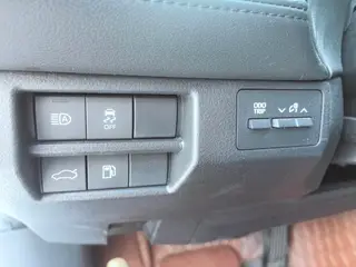 Toyota Avalon 2019 Dual Power 2.5L Luxury Edition Country VI interior photo 19
