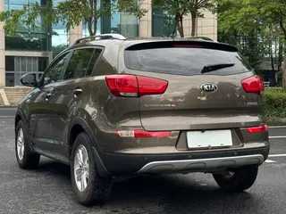 Kia Sportage 2016 2.0L Automatic two-drive version GL exterior photo 3 Kia Sportage 2016 2.0L Automatic two-drive version GL exterior photo 3