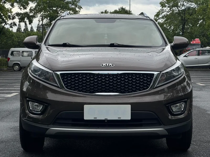 Kia Sportage 2016 2.0L Automatic two-drive version GL exterior photo 4 Kia Sportage 2016 2.0L Automatic two-drive version GL exterior photo 4