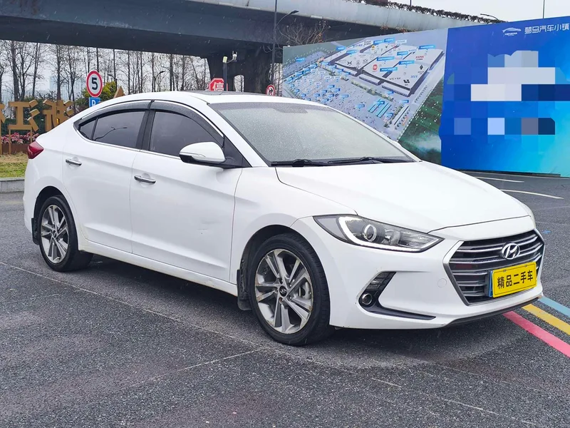 Hyundai Elantra Lingdong 2018 1.6L Automatic 15 Anniversary Special Edition exterior photo 3