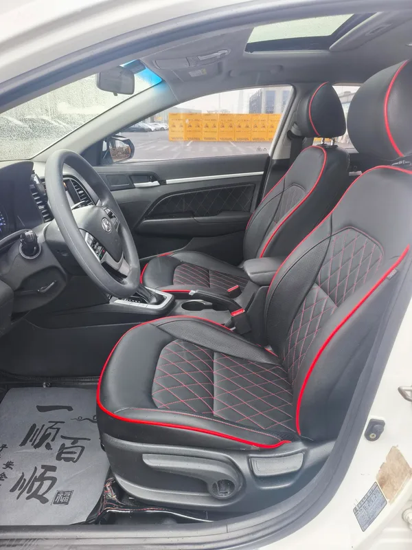 Hyundai Elantra Lingdong 2018 1.6L Automatic 15 Anniversary Special Edition interior photo 9