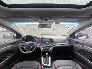 Hyundai Elantra Lingdong 2018 1.6L Automatic 15 Anniversary Special Edition interior photo 13