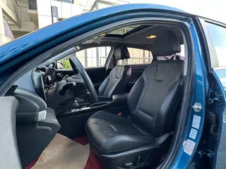 Hyundai Elantra 2021 1.5L CVT LUX Versión de lujo exterior foto 4