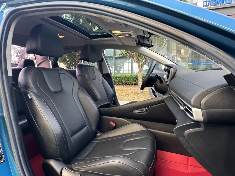 Hyundai Elantra 2021 1.5L CVT LUX Versión de lujo exterior foto 10