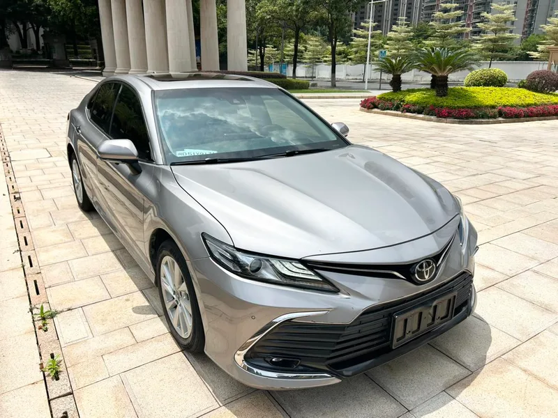 Toyota Camry 2021 2.0G Luxury Edition exterior photo 3