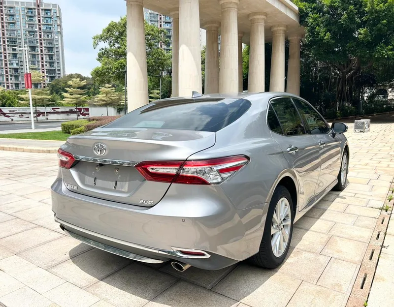 Toyota Camry 2021 2.0G Luxury Edition interior photo 10