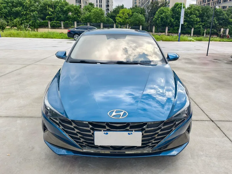 Hyundai Elantra 2021 1.5L CVT LUX Premium Edition exterior photo 2 Hyundai Elantra 2021 1.5L CVT LUX Premium Edition exterior photo 2