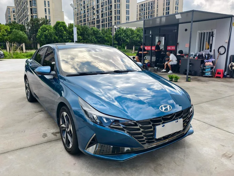 Hyundai Elantra 2021 1.5L CVT LUX Premium Edition exterior photo 3 Hyundai Elantra 2021 1.5L CVT LUX Premium Edition exterior photo 3