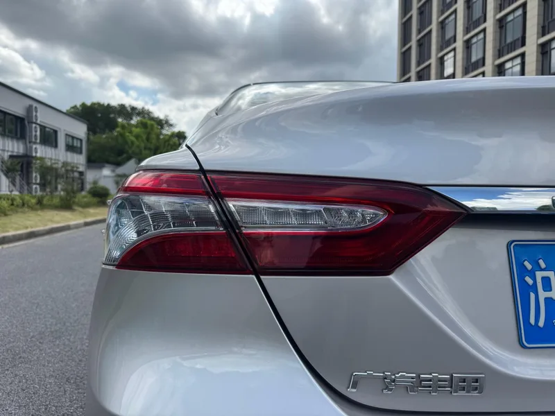Toyota Camry 2019 Double moteur 2.5HG Version de luxe État VI extérieur photo 7 Toyota Camry 2019 Double moteur 2.5HG Version de luxe État VI extérieur photo 7