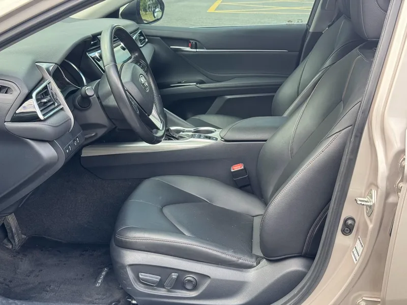 Toyota Camry 2019 Double moteur 2.5HG Version de luxe État VI intérieur photo 9 Toyota Camry 2019 Double moteur 2.5HG Version de luxe État VI intérieur photo 9
