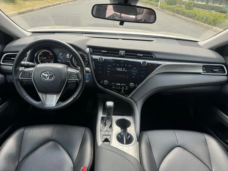 Toyota Camry 2019 Double moteur 2.5HG Version de luxe État VI intérieur photo 10 Toyota Camry 2019 Double moteur 2.5HG Version de luxe État VI intérieur photo 10