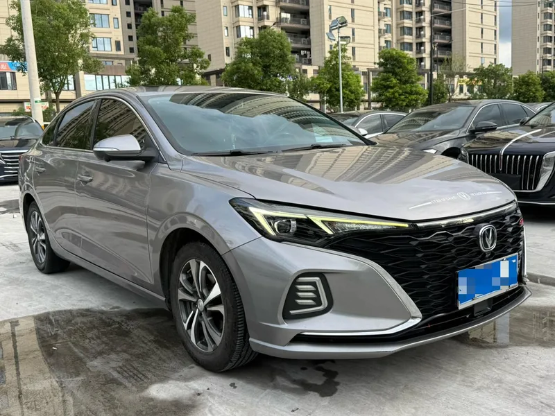 Changan Eado 2021 PLUS Blue whale NE 1.4T GDI DCT Premium Trim exterior photo 3 Changan Eado 2021 PLUS Blue whale NE 1.4T GDI DCT Premium Trim exterior photo 3